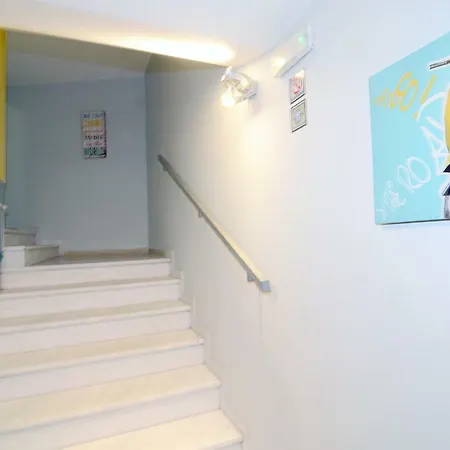 Urban Art Experience With Acropolis View Apartment Athens