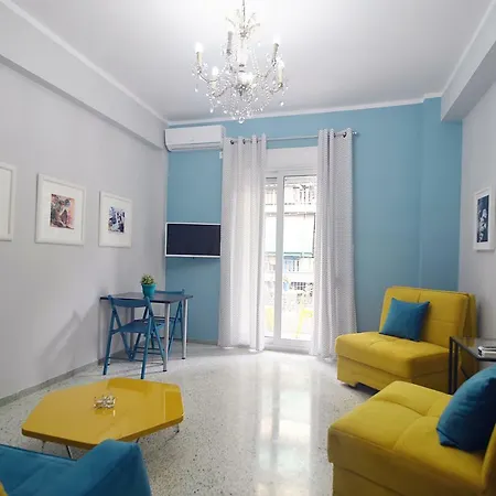 Urban Art Experience With Acropolis View Apartment Athens